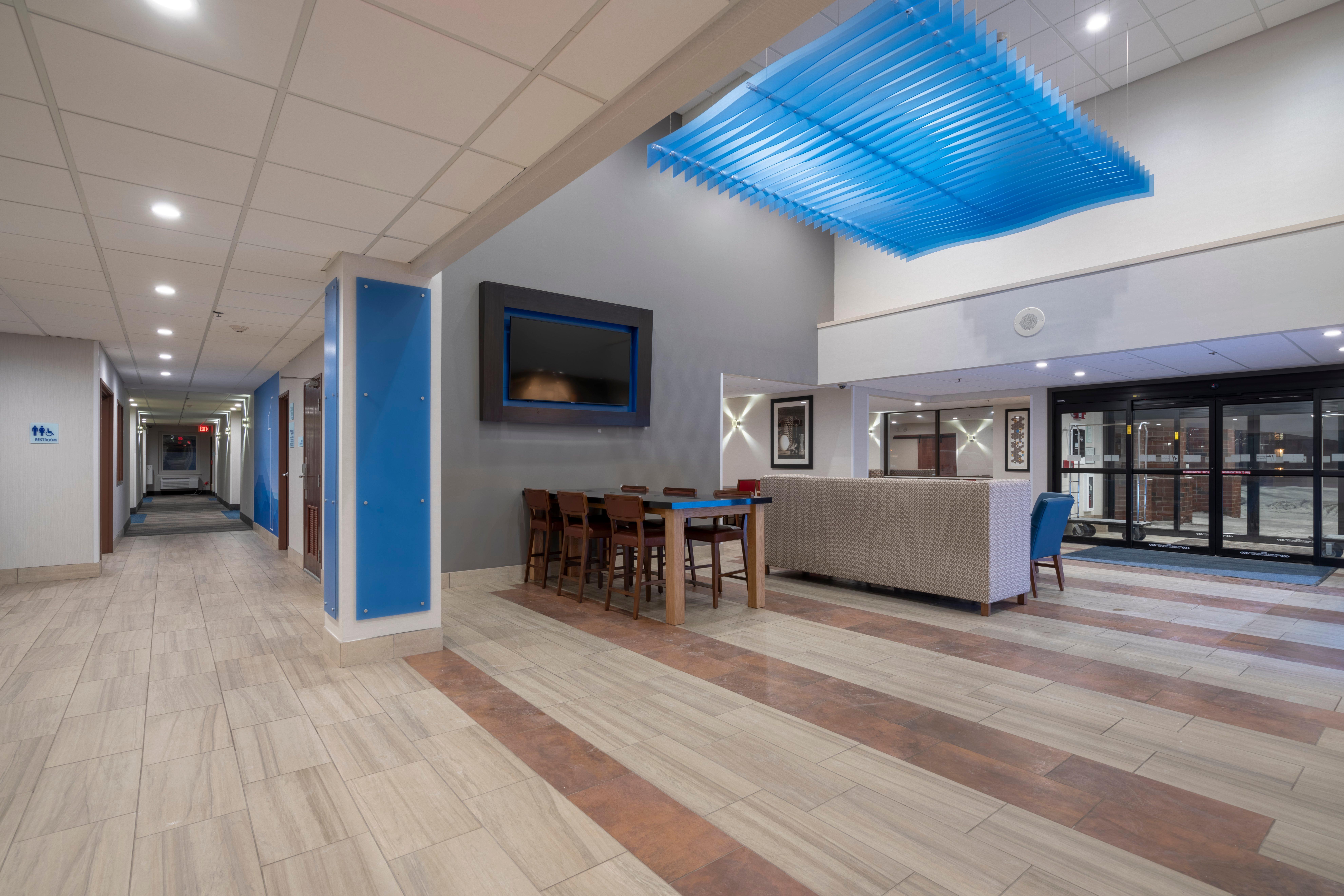 Holiday Inn Express Hotel & Suites Coon Rapids - Blaine Area By Ihg Εξωτερικό φωτογραφία
