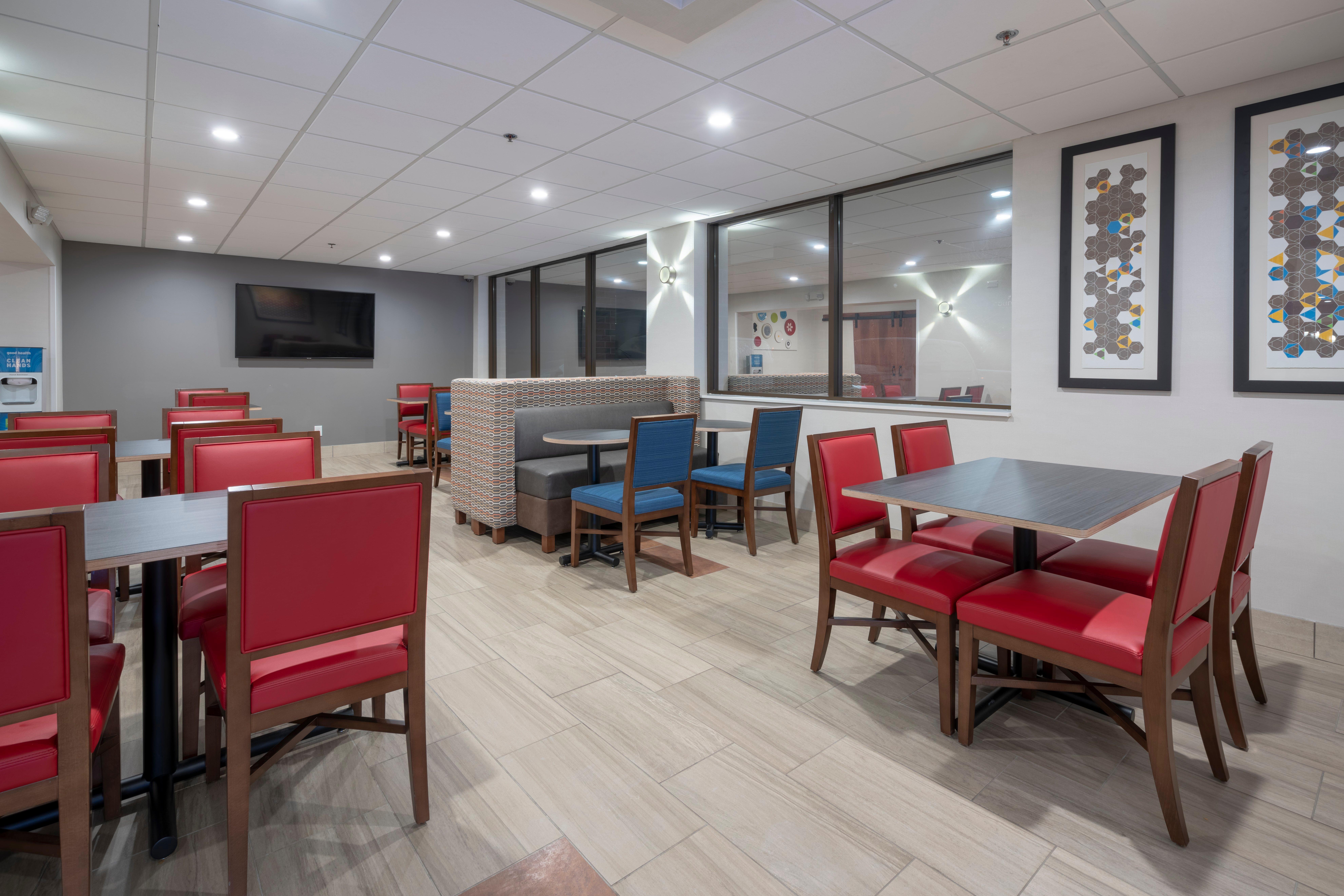 Holiday Inn Express Hotel & Suites Coon Rapids - Blaine Area By Ihg Εξωτερικό φωτογραφία